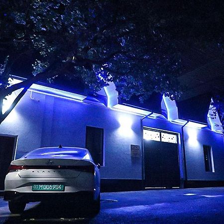 House De Moon Hostel Tashkent Luaran gambar